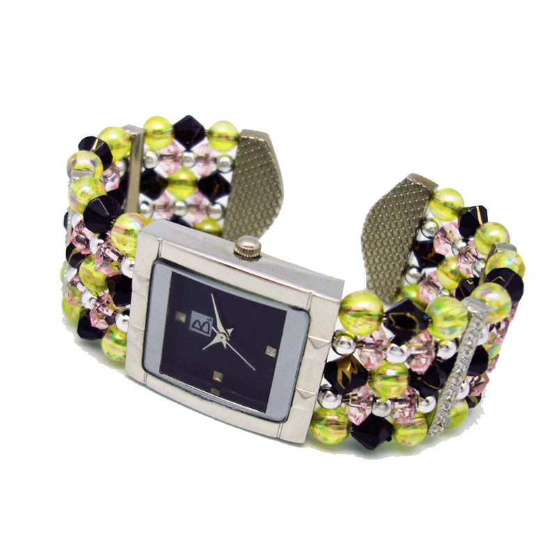 夏季必備白搭時尚女式手鐲促銷禮品手表工廠【穩(wěn)達(dá)時鐘表】