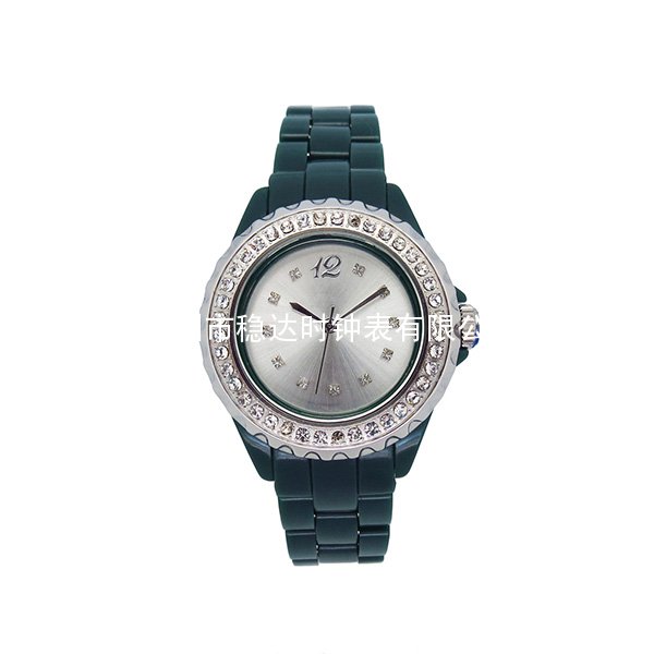 綠色朔料殼帶男士手表