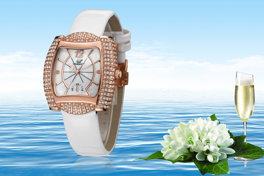 穩(wěn)達時時尚石英女士手表