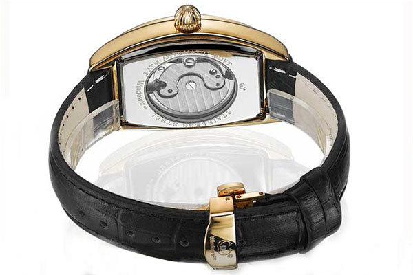 穩(wěn)達(dá)時(shí)手表廠家皮帶手表