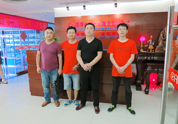 穩(wěn)達時手表生產廠家