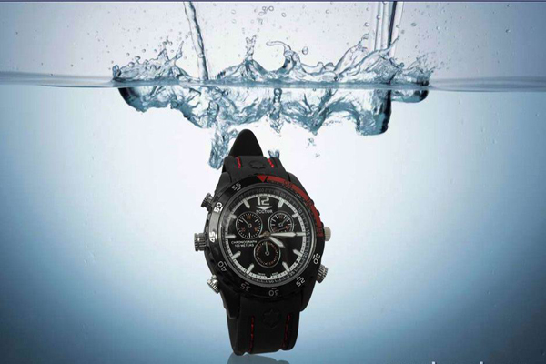 穩(wěn)達時防水手表廠家