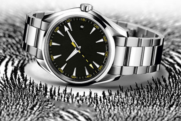 穩(wěn)達時機械手表廠家受磁