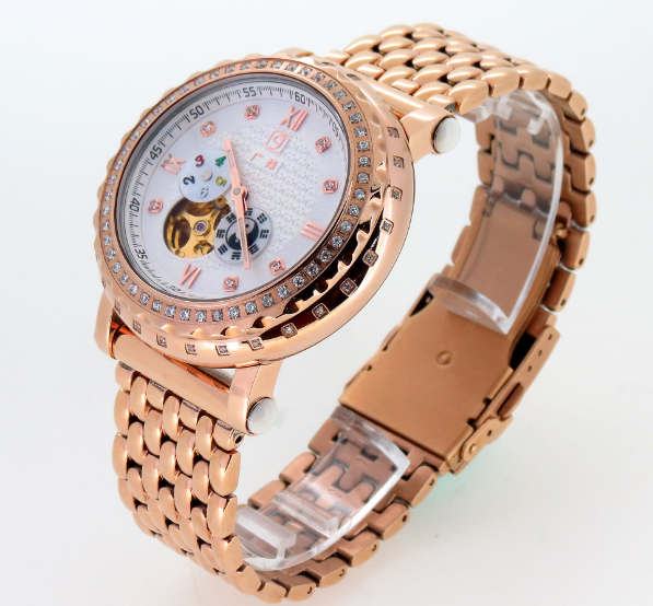 穩(wěn)達時手表廠家專利金表