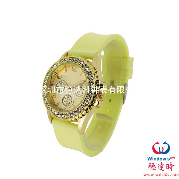 三眼韓版皮帶手表