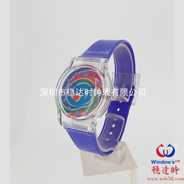 超薄朔料款手表