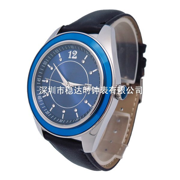 穩(wěn)達(dá)時(shí)真皮帶不銹鋼男士禮品手表批發(fā)
