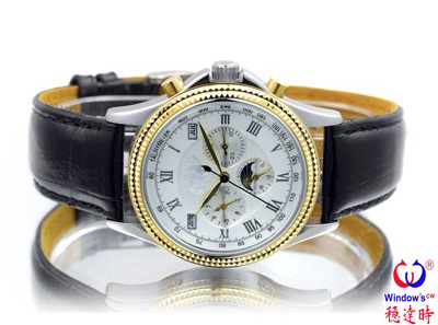 穩(wěn)達時時尚多功能機械表批發(fā)