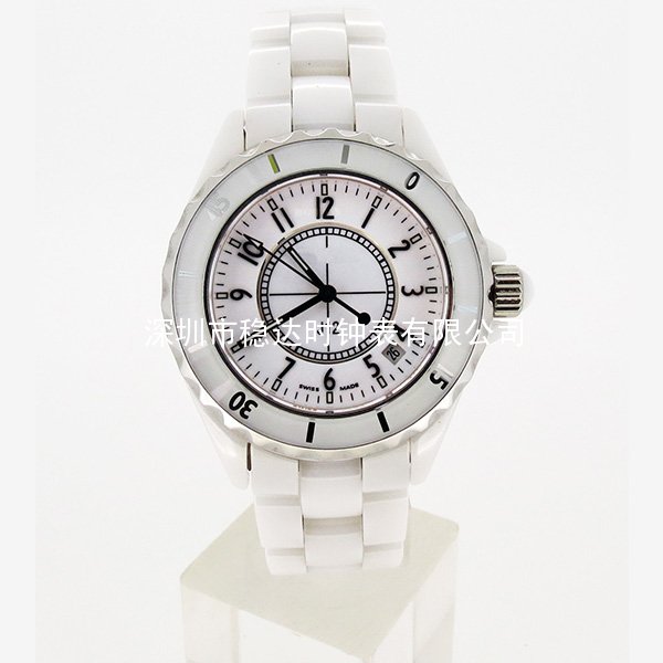 穩(wěn)達(dá)時(shí)精致陶瓷時(shí)尚手表定制