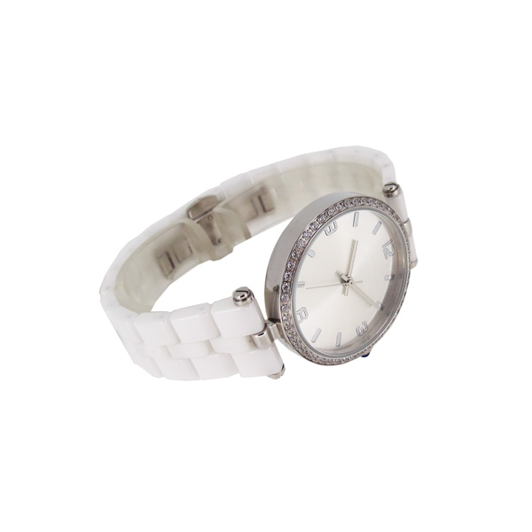 穩(wěn)達(dá)時(shí)高檔陶瓷女士禮品手表批發(fā)定制工廠