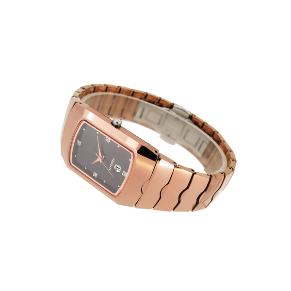 穩(wěn)達(dá)時(shí)玫瑰金特色鎢鋼手表定做工廠