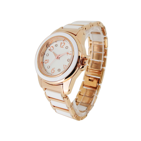 穩(wěn)達(dá)時(shí)2015新款潮流合金女士禮品手表廠家