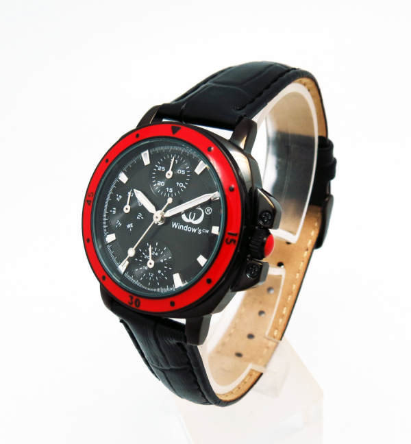 穩(wěn)達時新款女式多功能石英皮帶防水手表定制