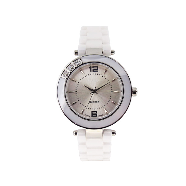 穩(wěn)達(dá)時陶瓷女士時尚禮品手表生產(chǎn)廠家