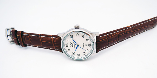 手表定制廠家供應(yīng)經(jīng)典男裝不銹鋼商務(wù)手表定制【穩(wěn)達(dá)時鐘表】