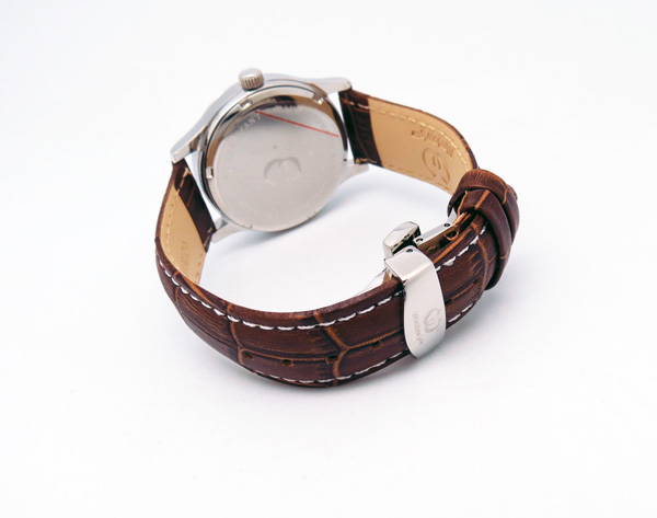 手表定制廠家供應(yīng)經(jīng)典男裝不銹鋼商務(wù)手表定制【穩(wěn)達(dá)時鐘表】