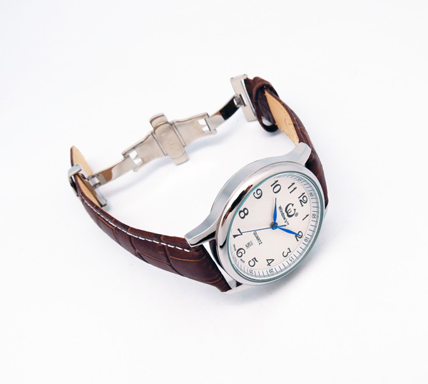 手表定制廠家供應(yīng)經(jīng)典男裝不銹鋼商務(wù)手表定制【穩(wěn)達(dá)時鐘表】