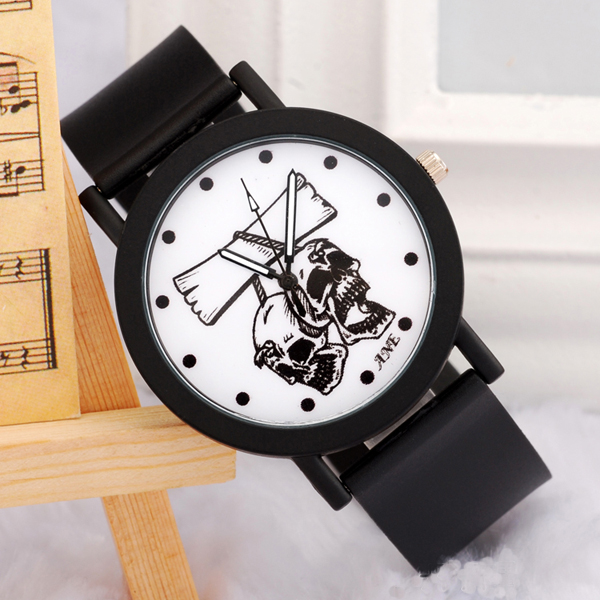 深圳手表批發(fā)廠家供應(yīng)骷髏頭個(gè)性學(xué)生手表批發(fā)【穩(wěn)達(dá)時(shí)鐘表】