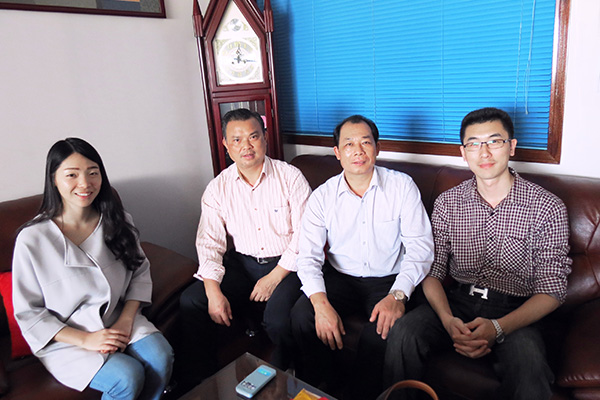 國內(nèi)客戶來訪深圳手表廠家