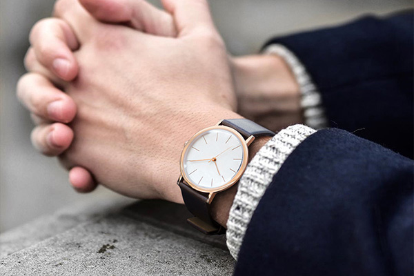 紳士款腕表定制&mdash;穩(wěn)達(dá)時鐘表