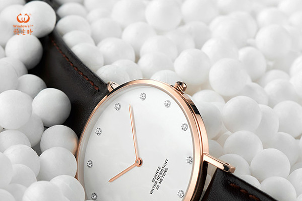 批量定制生產(chǎn)中高端手表