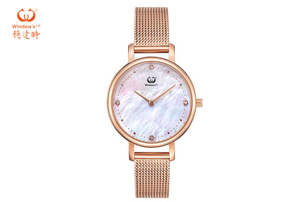 簡約的表盤設計 個性色彩洋溢盡在手表廠家穩(wěn)達時