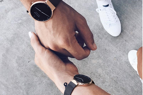 潮流男女時(shí)尚對(duì)表 廠家直銷&mdash;&mdash;穩(wěn)達(dá)時(shí)