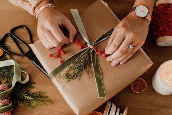 穩(wěn)達(dá)時(shí)禮品手表廠家 年末定制 支持小批量來(lái)圖來(lái)樣定制