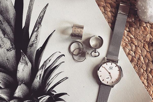 高品質(zhì)時(shí)尚腕表手表工廠品質(zhì)供應(yīng)&mdash;&mdash;穩(wěn)達(dá)時(shí)