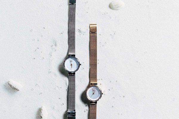 簡約情侶時(shí)尚對表 米蘭表帶手表 &mdash;&mdash;穩(wěn)達(dá)時(shí)