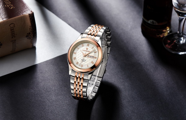 瑞士手表女款時(shí)尚