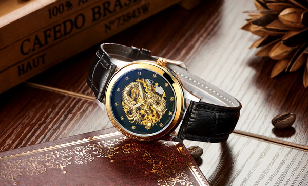 廠家批發(fā)龍鳳鋼帶情侶手表潮流