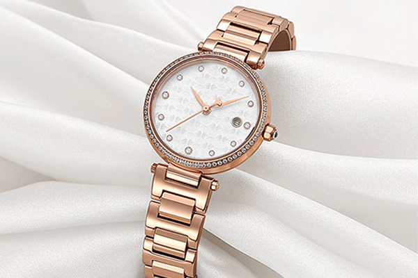 穩(wěn)達(dá)時(shí)手表廠可量身定制手表