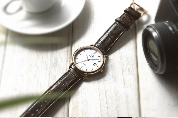 穩(wěn)達(dá)時(shí)手表廠可量身定制手表