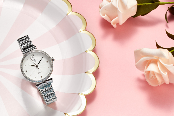 穩(wěn)達(dá)時(shí)手表廠可量身定制手表