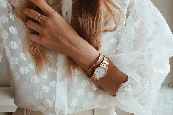 時(shí)裝女士腕表生產(chǎn)定制-穩(wěn)達(dá)時(shí)手表組裝廠