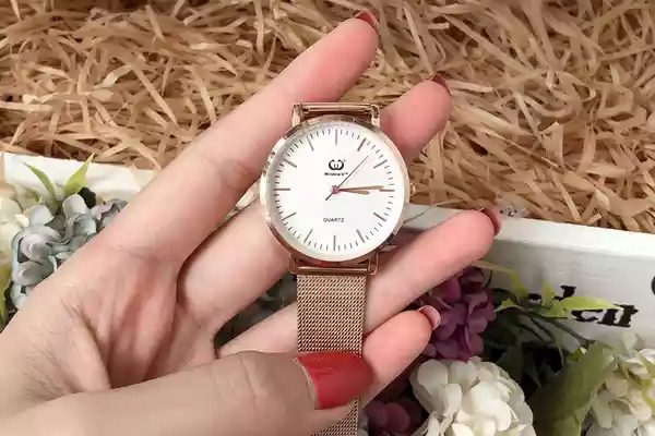 簡(jiǎn)約熱銷(xiāo)款 暢銷(xiāo)渠道貨源就在穩(wěn)達(dá)時(shí)直供