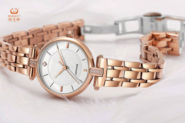 穩(wěn)達(dá)時(shí)高端女士石英手表廠家一手貨源推薦