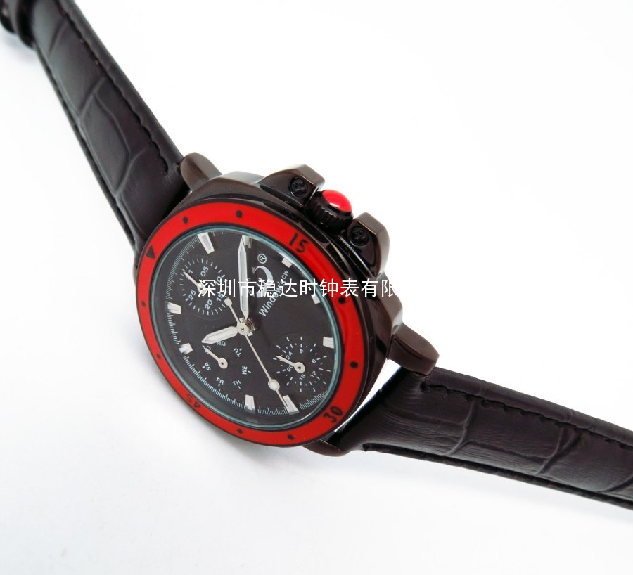 穩(wěn)達時新款女式多功能石英皮帶防水手表批發(fā)