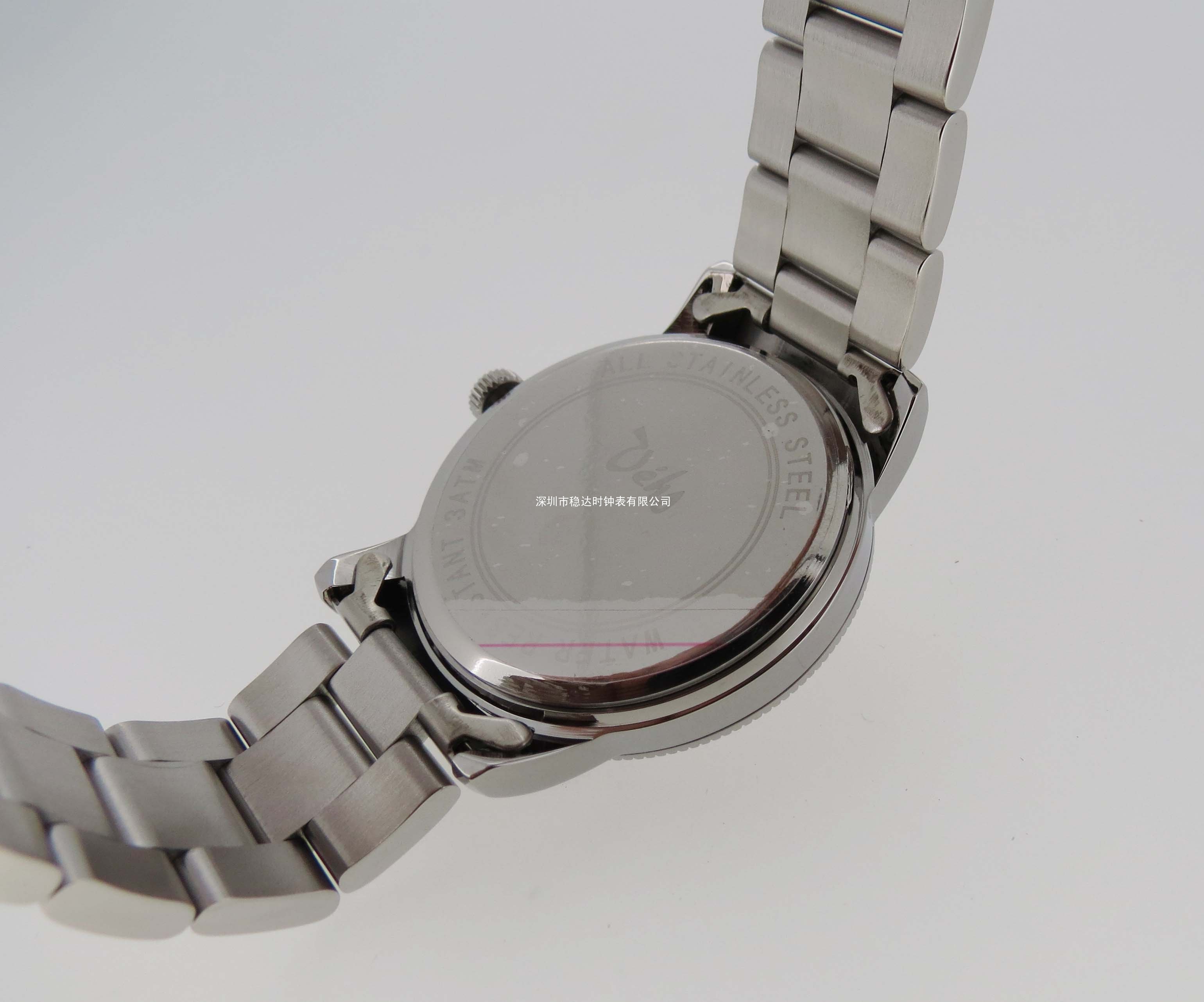 穩(wěn)達(dá)時時尚牙圈合金手表工廠